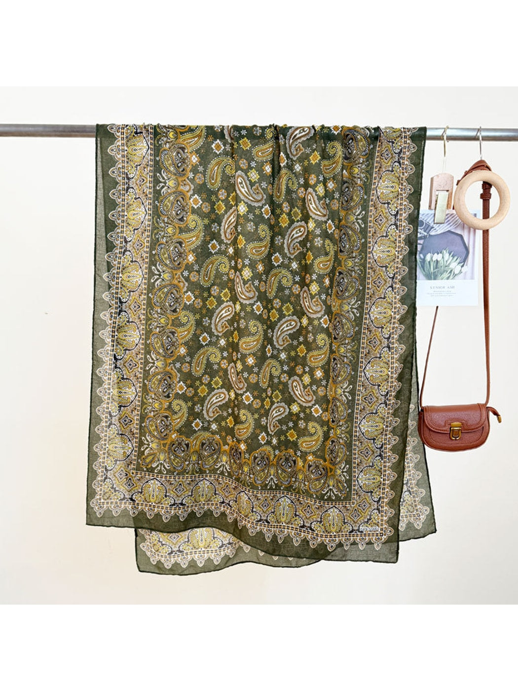 Scarvii - Lightweight Paisley Border Shawl