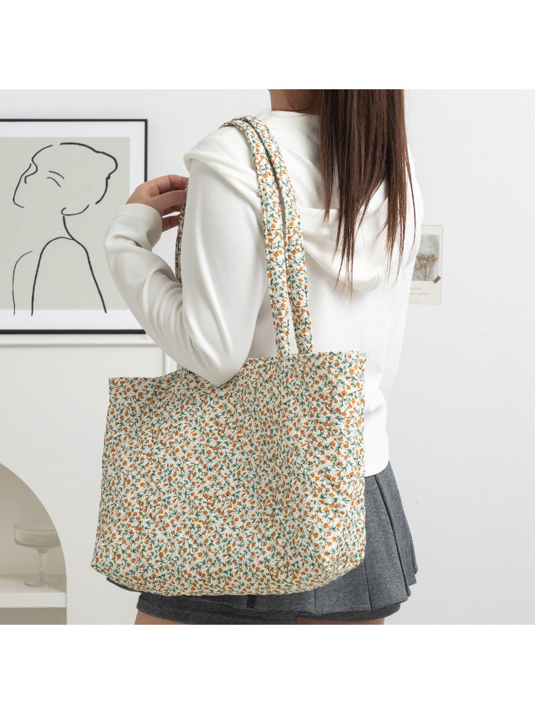 Cosbai - Bow and Floral Patterns Quilted Tote Bag