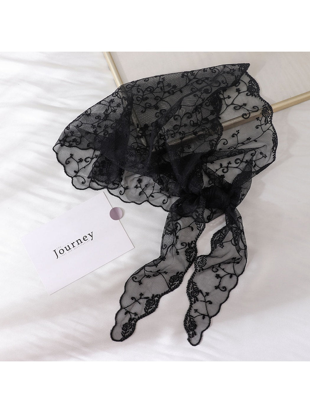 Scarvii - Sweet Floral Lace Airy Triangle Bandana
