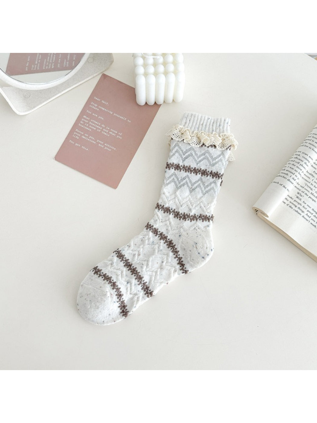 Rufia - Lace Trim Cozy Pattern Crew Socks