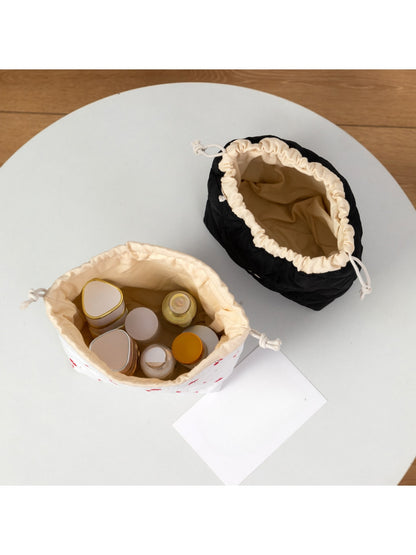 Cosbai - Quilted Round Drawstring Cosmetic Bag