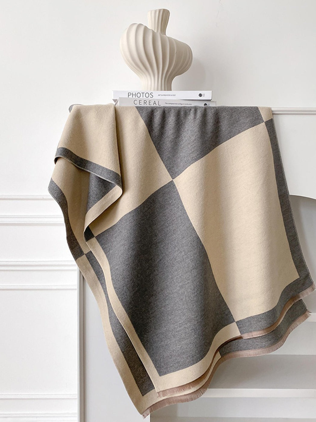 Scarvii – Modern Geometric Winter Scarf & Shawl