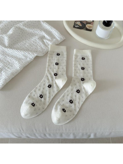 Rufia - Cute Floral and Bow Detail Crew Socks
