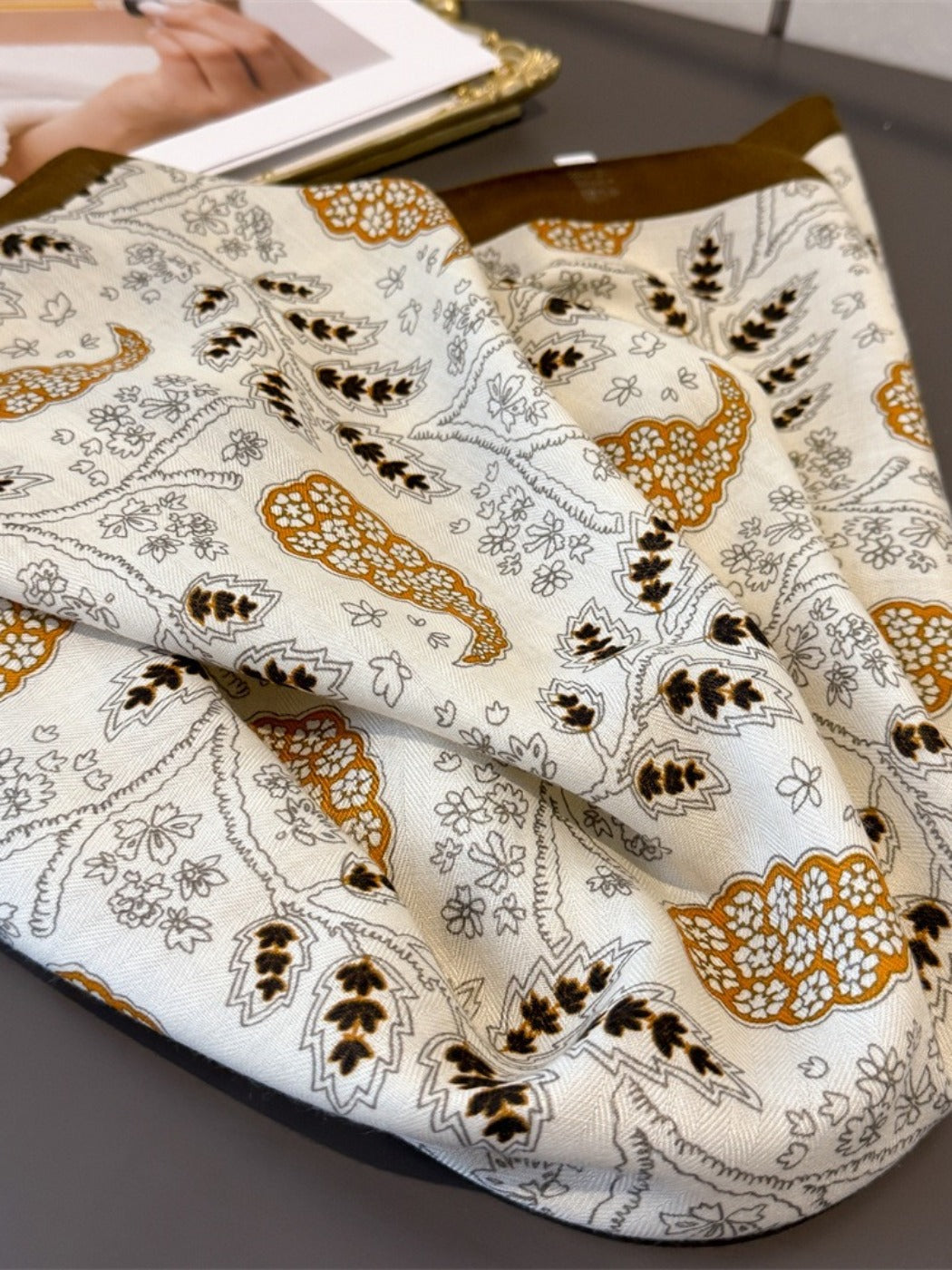 Scarvii - Paisley Floral Print Square Scarf – Vintage & Elegant
