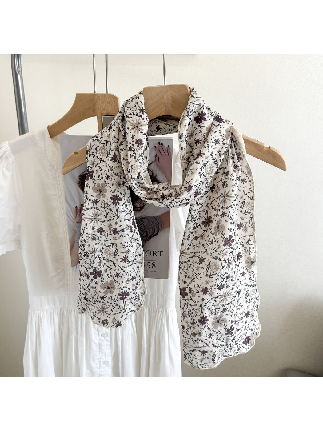 Scarvii - Floral Print Long Scarf