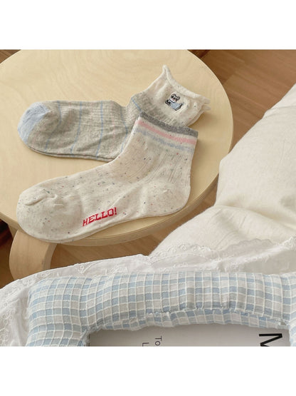 Rufia - Playful Dog and Heart Ankle Socks