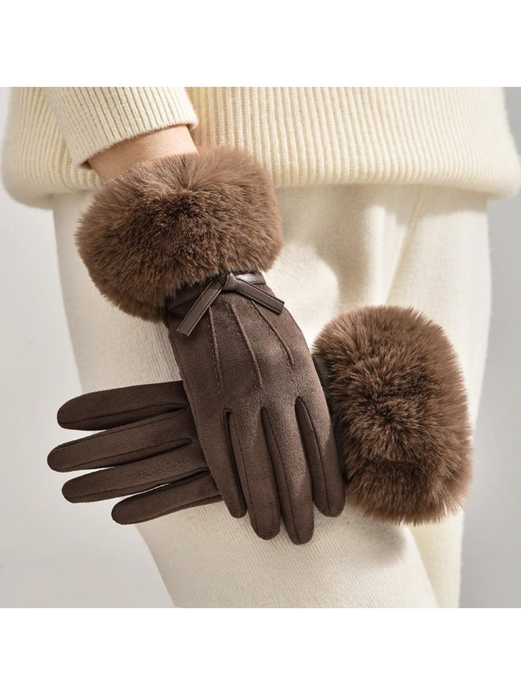 Gloving - Bow Detail Faux Fur Cuff Gloves
