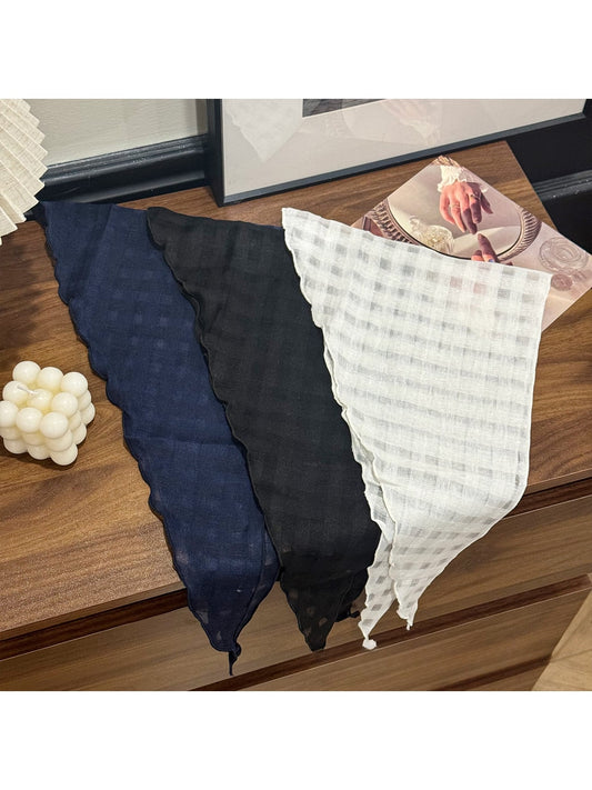 Scarvii - Scalloped Edge Check Triangle Bandana