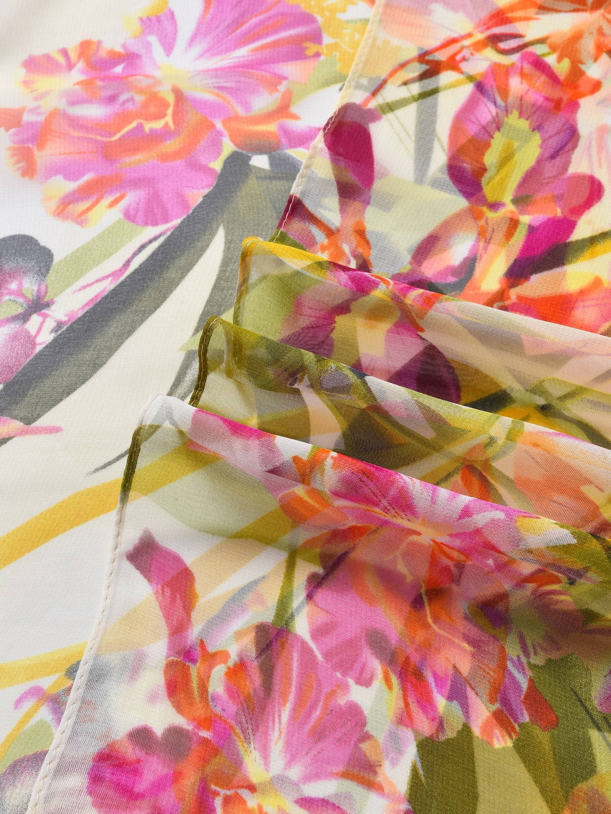 Scarvii - Spring Garden Ditsy Floral Scarf
