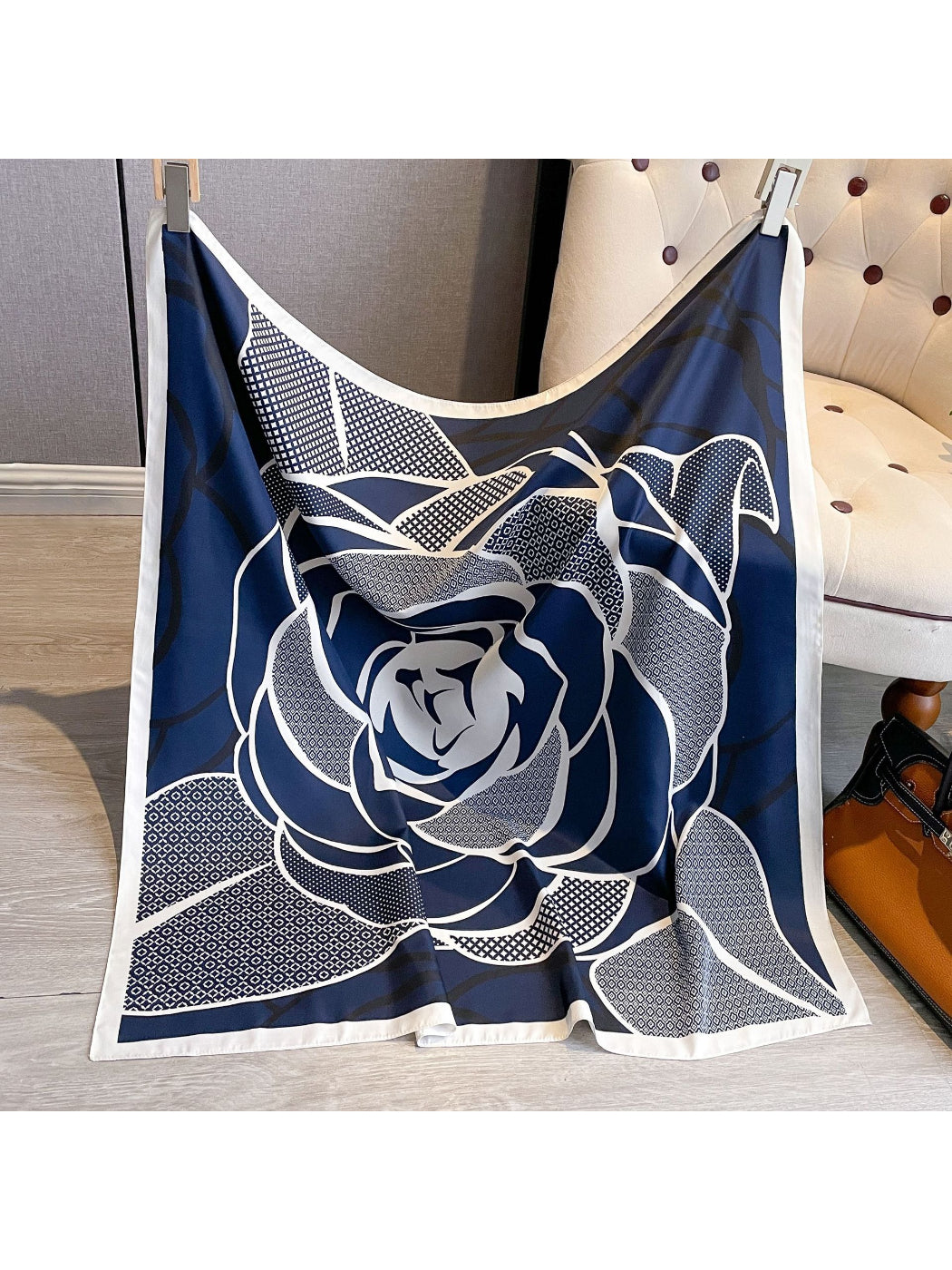 Scarvii - Graphic Rose Pattern Square Scarf