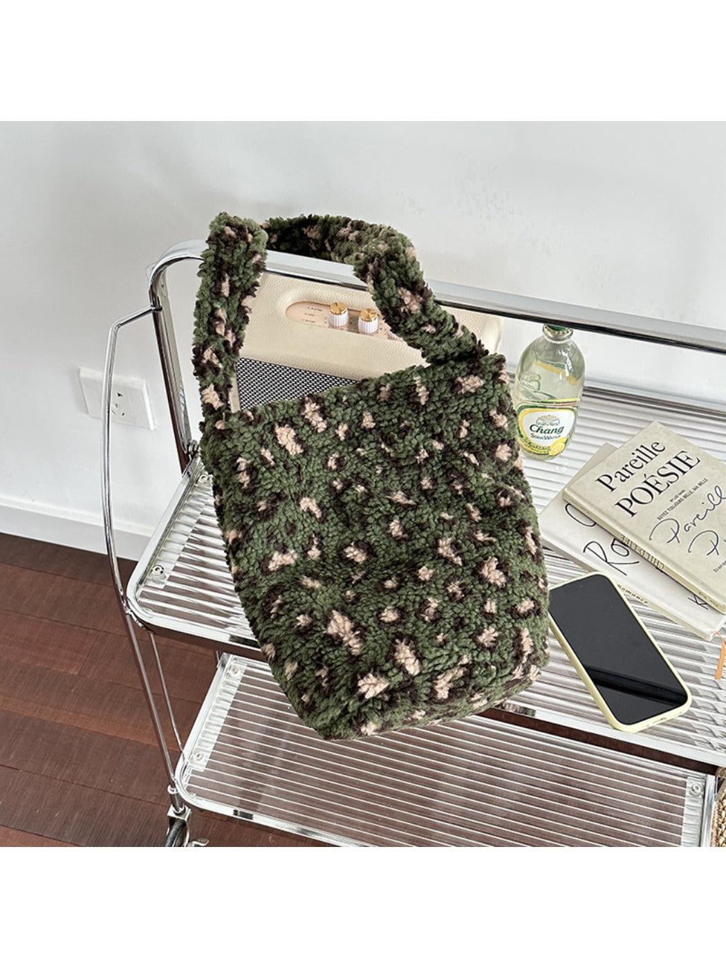 Cosbai - Retro Leopard Print Crossbody Bag