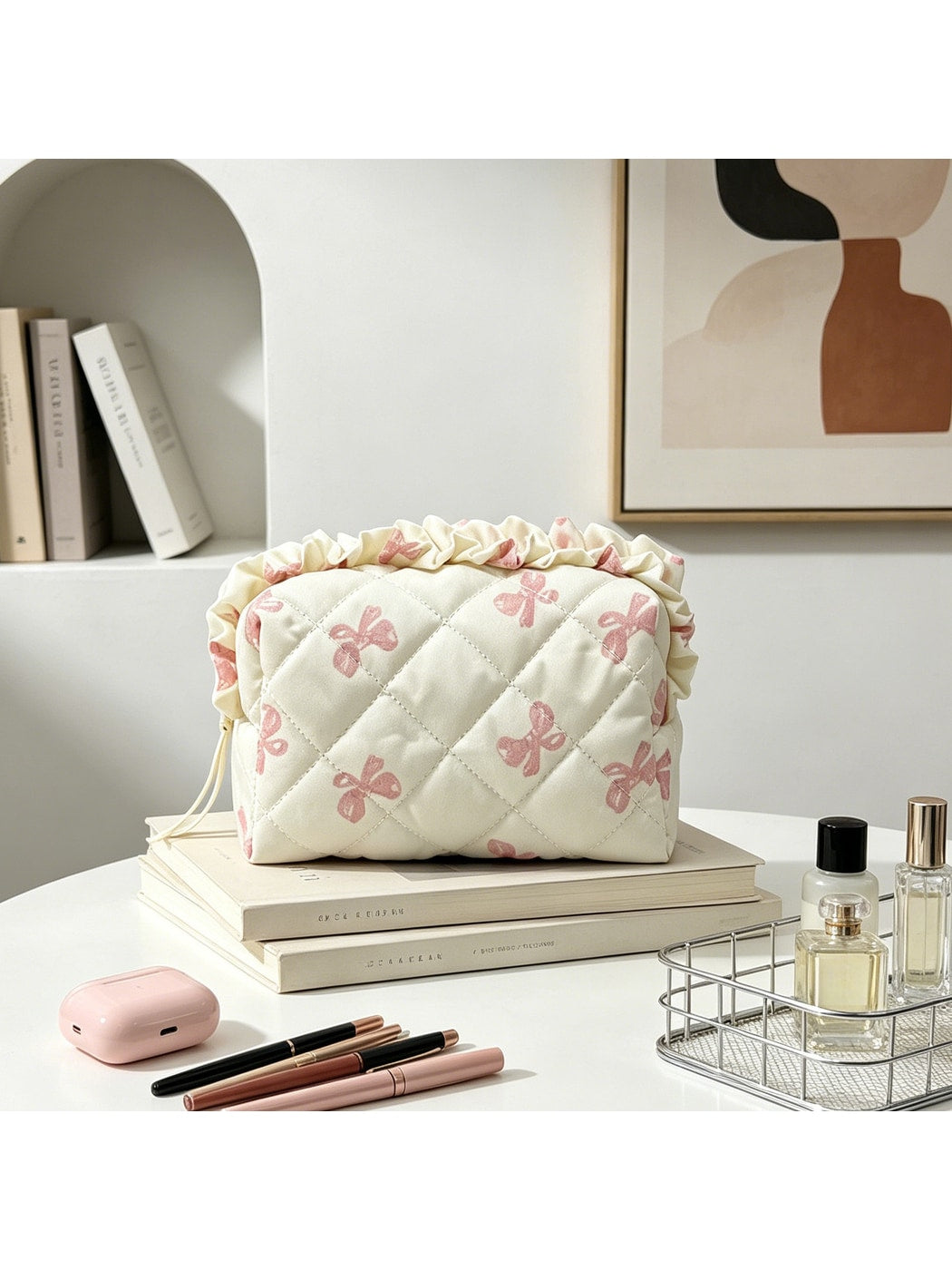 Cosbai - Ruffle Trim Quilted Cosmetic Organizer Bag