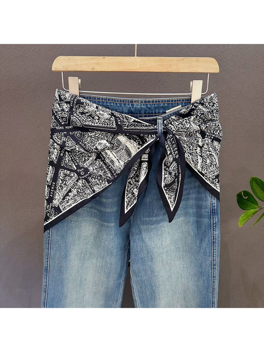 Scarvii - Minimal Retro Abstract Patterns Triangle Scarf