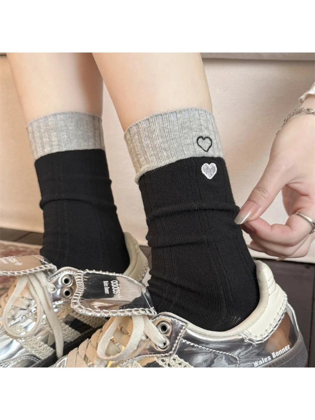 Rufia - Embroidery Crew Socks