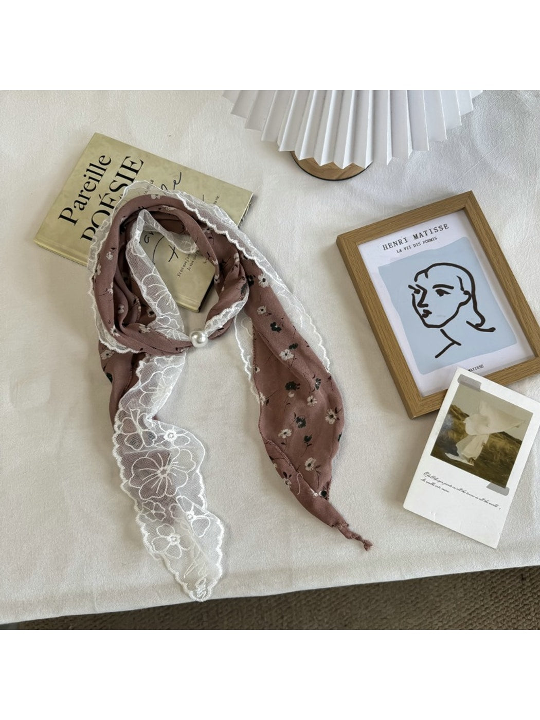 Scarvii - Fresh Floral Pattern Lace Scarf