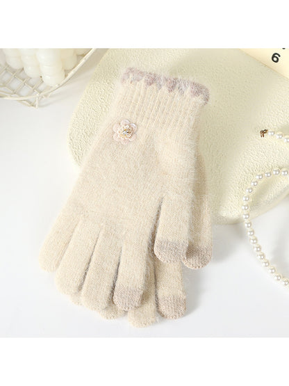Gloving - Floral Accent Fuzzy Knit Winter Gloves
