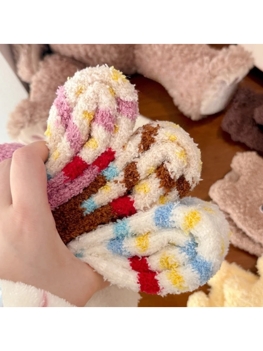 Rufia - Bear Face Fuzzy Ear-Edge Crew Socks