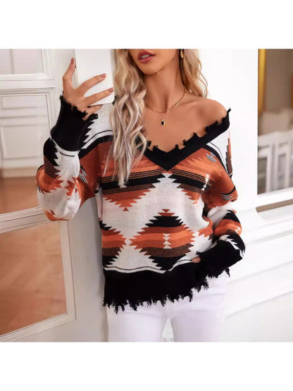 Crosa - Distressed Knit V-Neck Geometric Sweater
