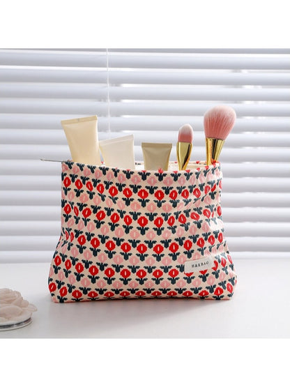Cosbai - Retro Floral Pattern Cosmetic Storage Bag Pouch