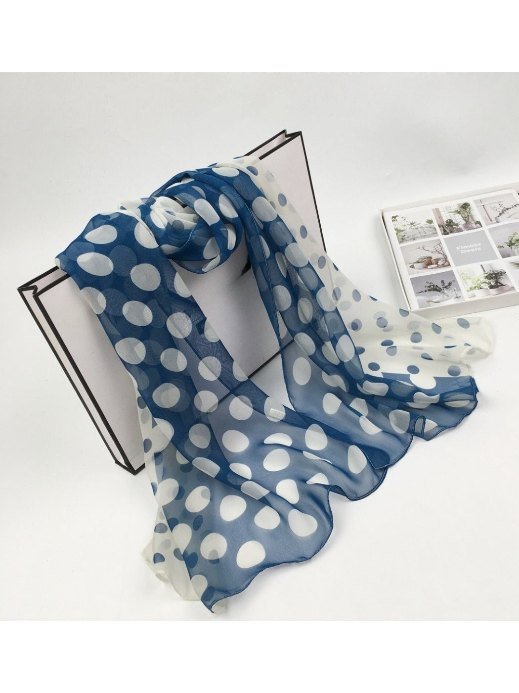 Scarvii - Dot Scarf - Lightweight & Versatile