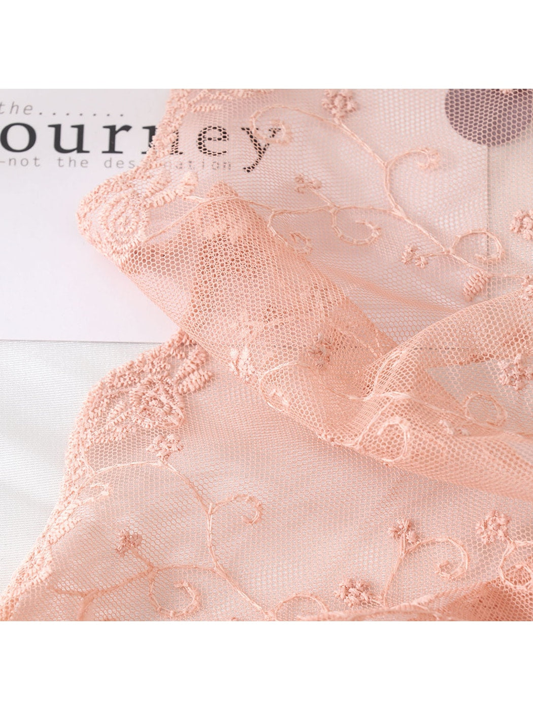 Scarvii - Sweet Floral Lace Airy Triangle Bandana