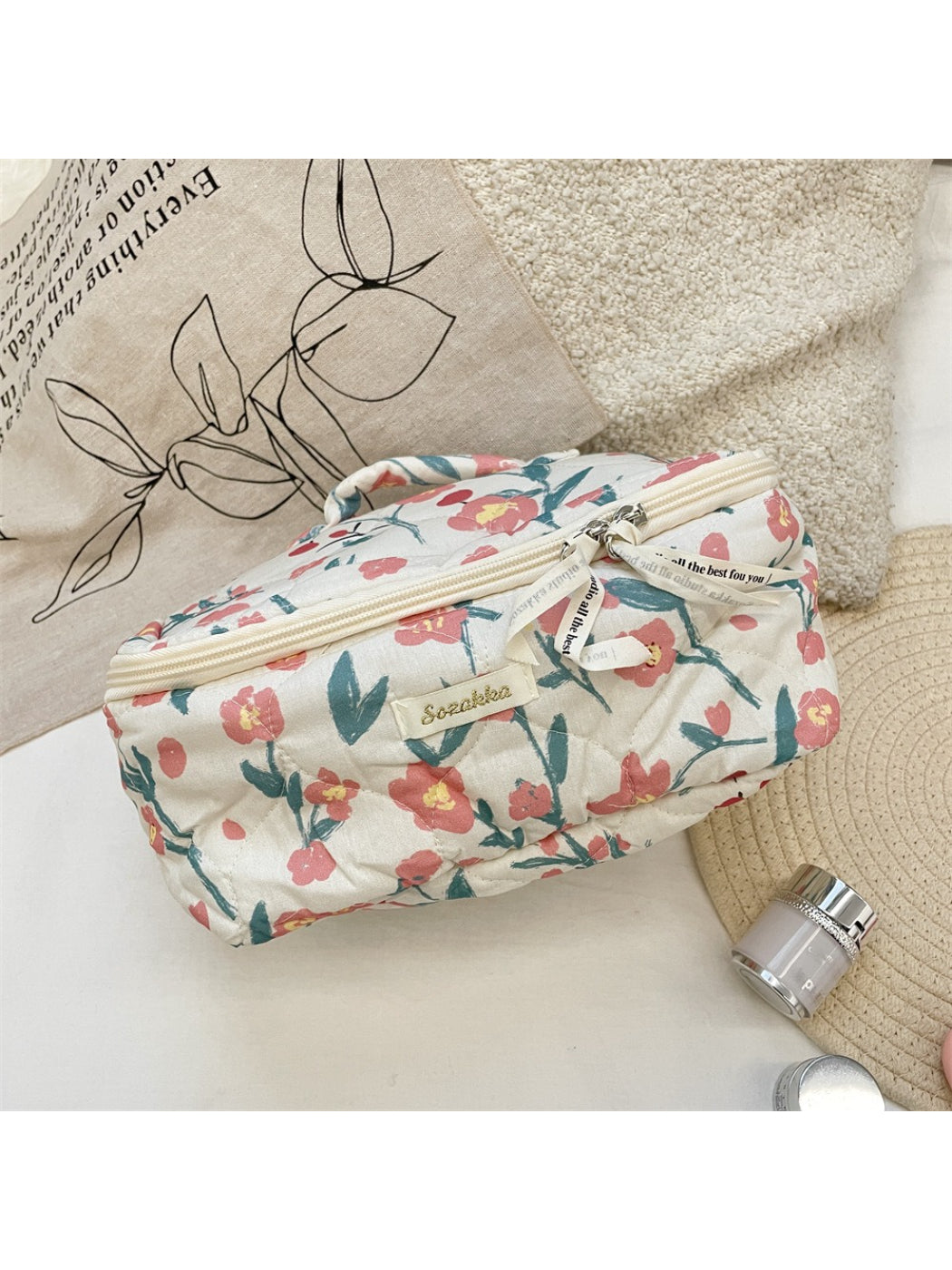 Cosbai - Floral Quilted Cosmetic Bag