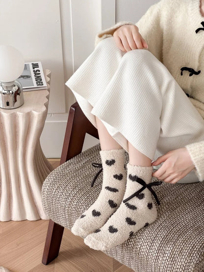 Rufia - Heart Fuzzy Texture Bow Detail Sleep Socks