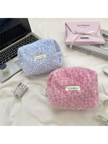 Cosbai – Leopard Plush Makeup Pouch