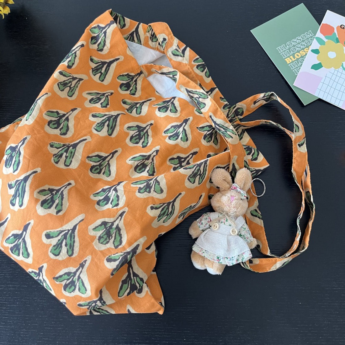 Botanical Leaf Shoulder Tote detail view