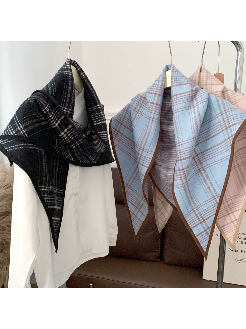 Scarvii - Vintage Plaid Edge Triangle Scarf