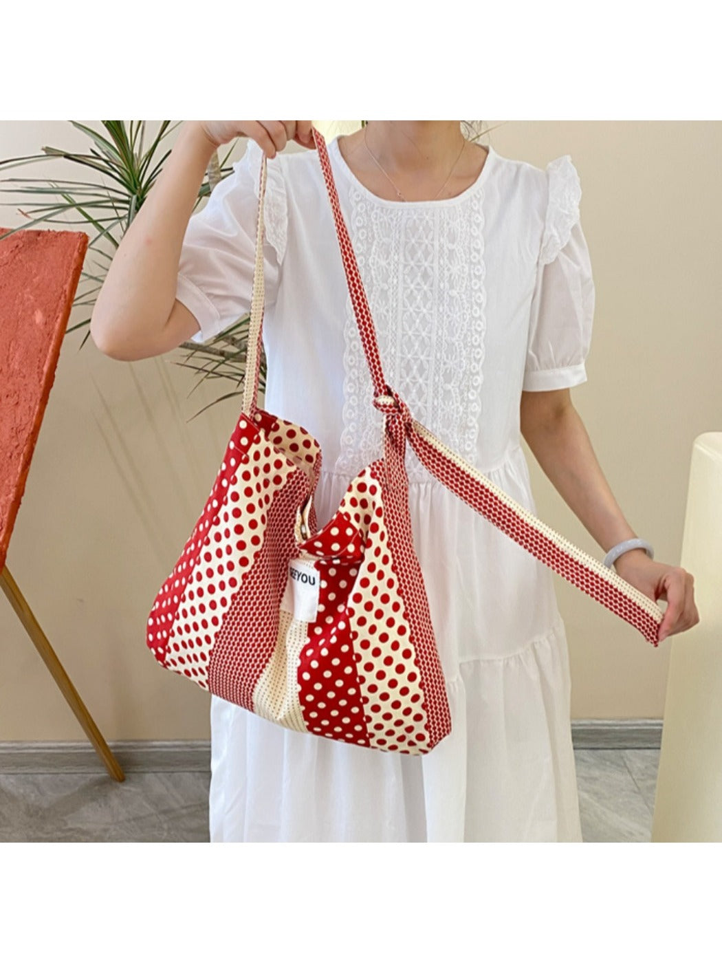Cosbai - Red & White Boho Color-Block Fabric Shoulder Bag