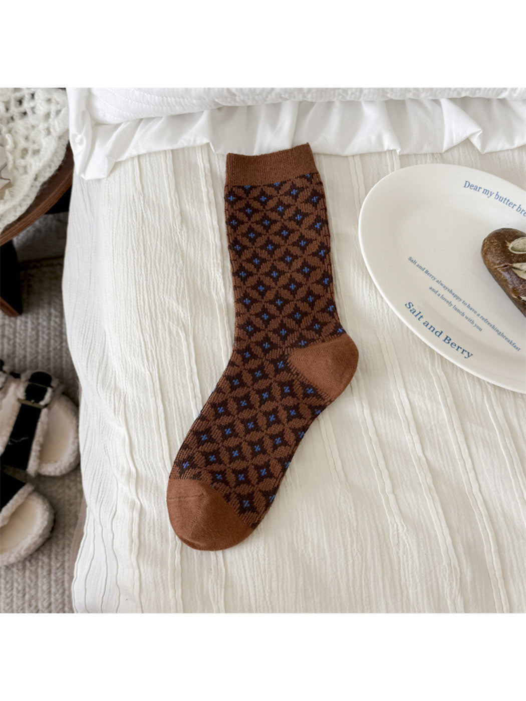 Rufia – Colorful Knit Socks in Bold Patterns