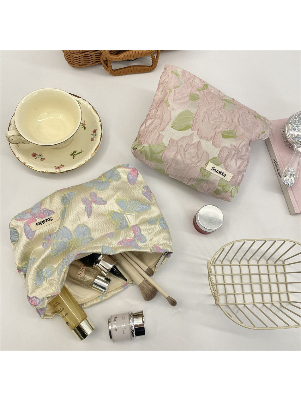 Cosbai - Jacquard Floral Cosmetic Bag