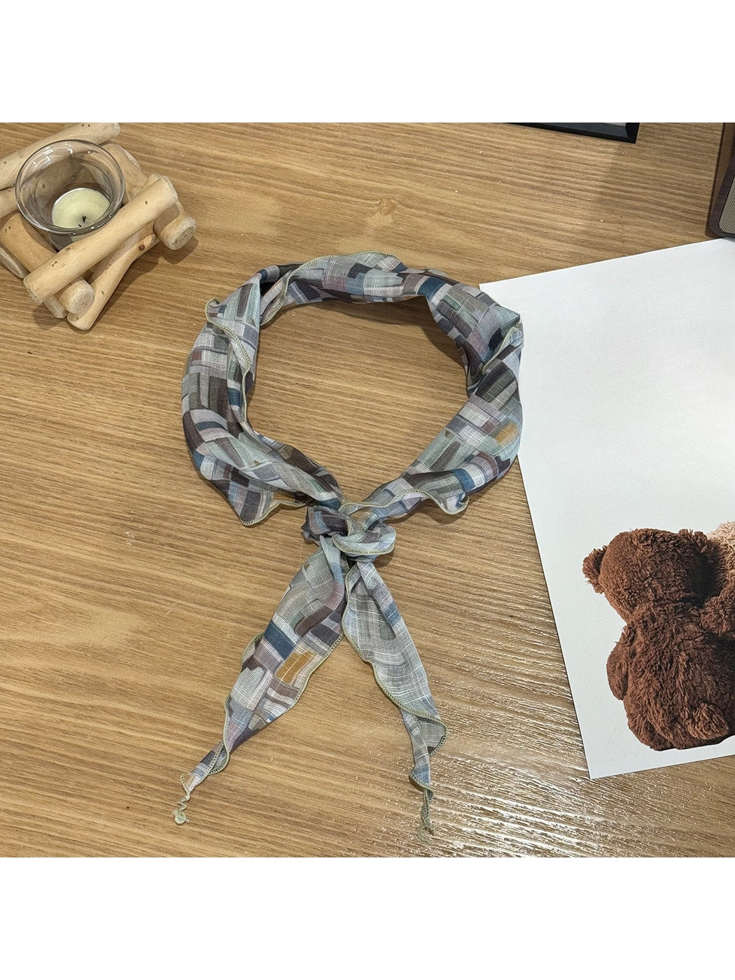 Scarvii - Geometric Print Lightweight Triangle Bandana