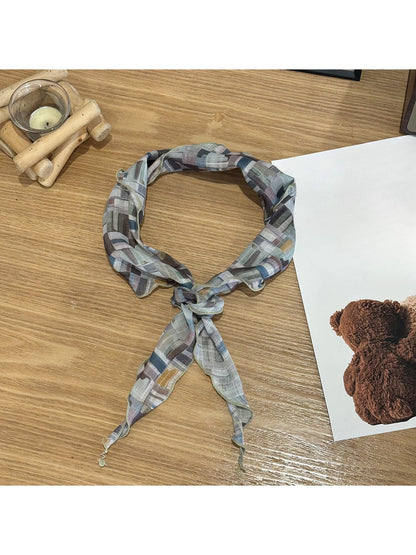 Scarvii - Geometric Print Lightweight Triangle Bandana