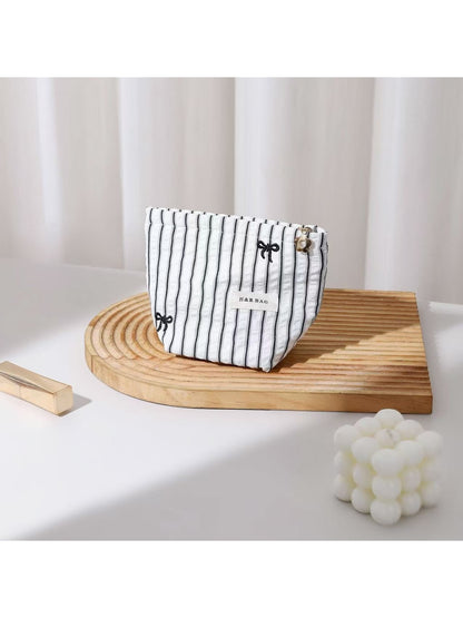 Cosbai - Striped Bow Embroidered Makeup Bag