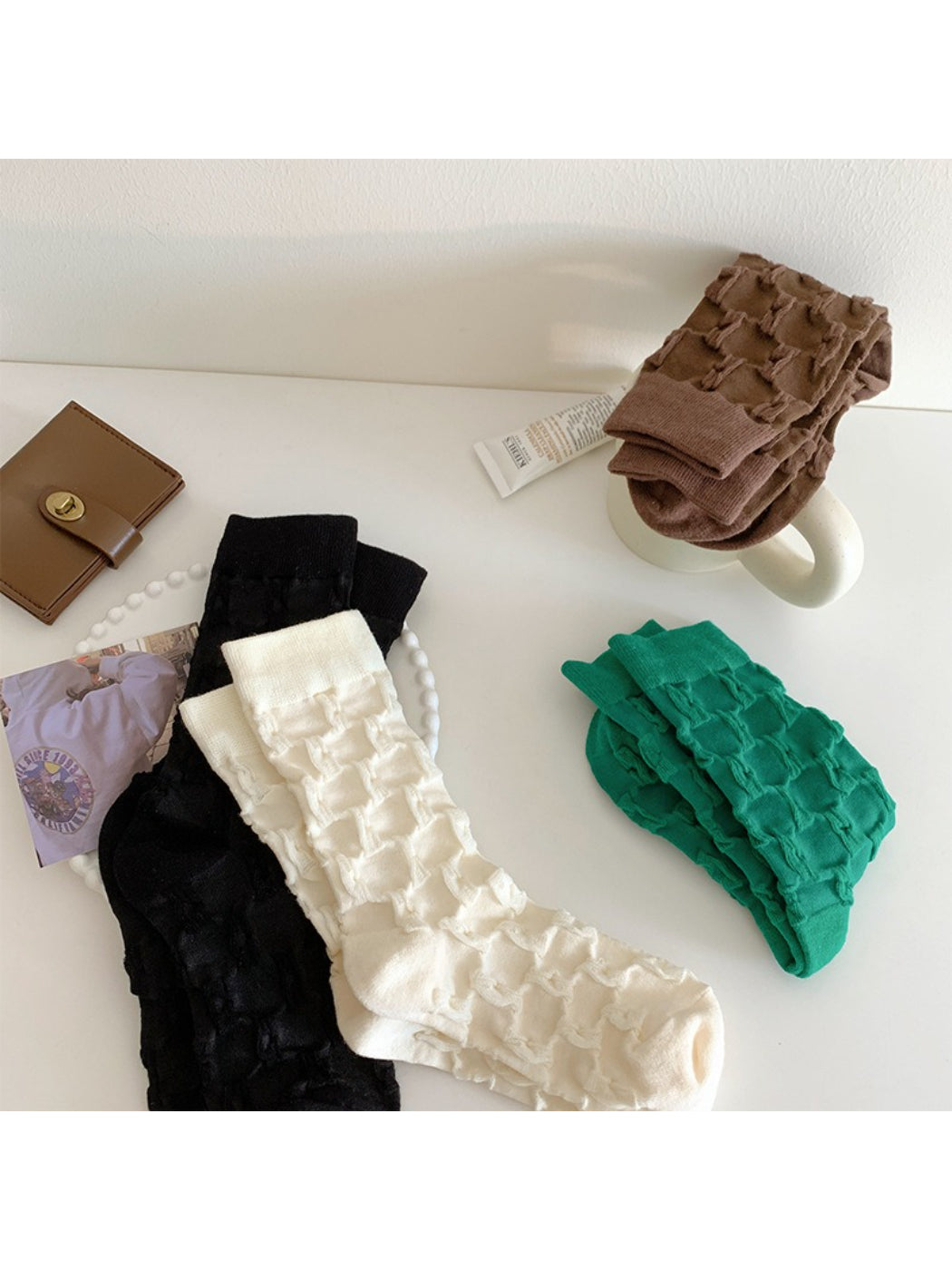 Rufia - Sculpted Texture Crew Socks