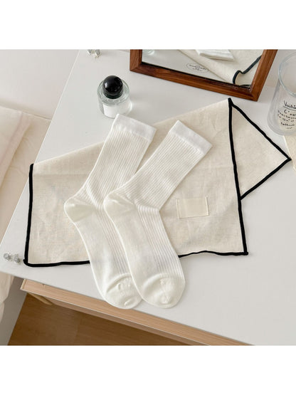 Rufia - Classic Ruffle Pattern Crew Socks