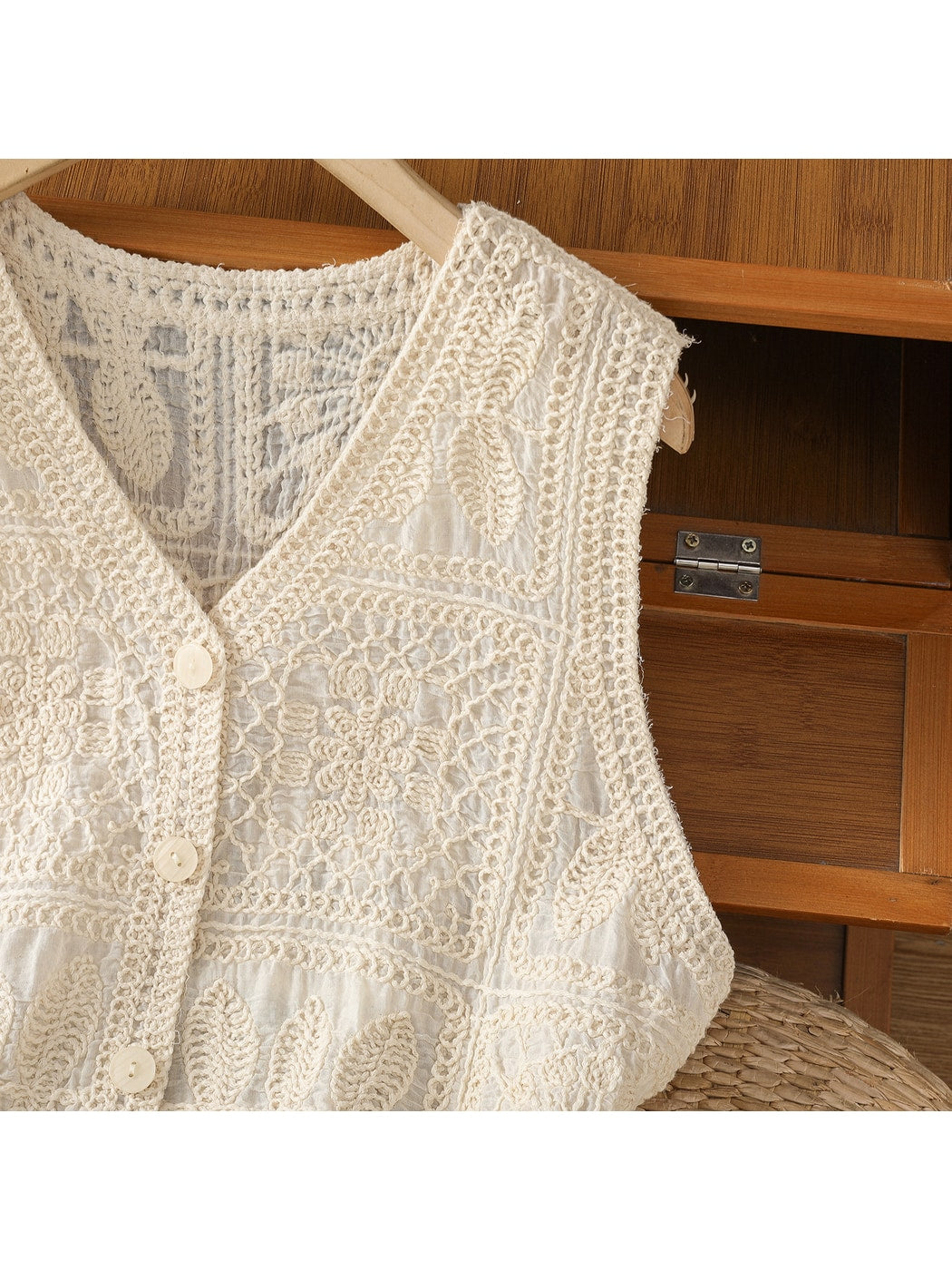 Crosa - Geometric Textures Crochet Detail Sleeveless Vest
