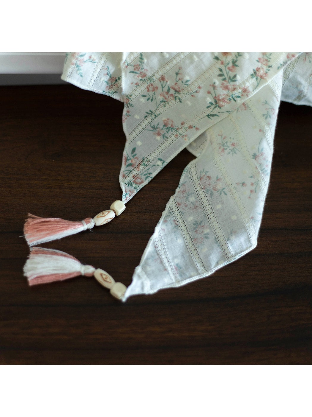 Scarvii - Sweet Floral Print Triangle Bandana
