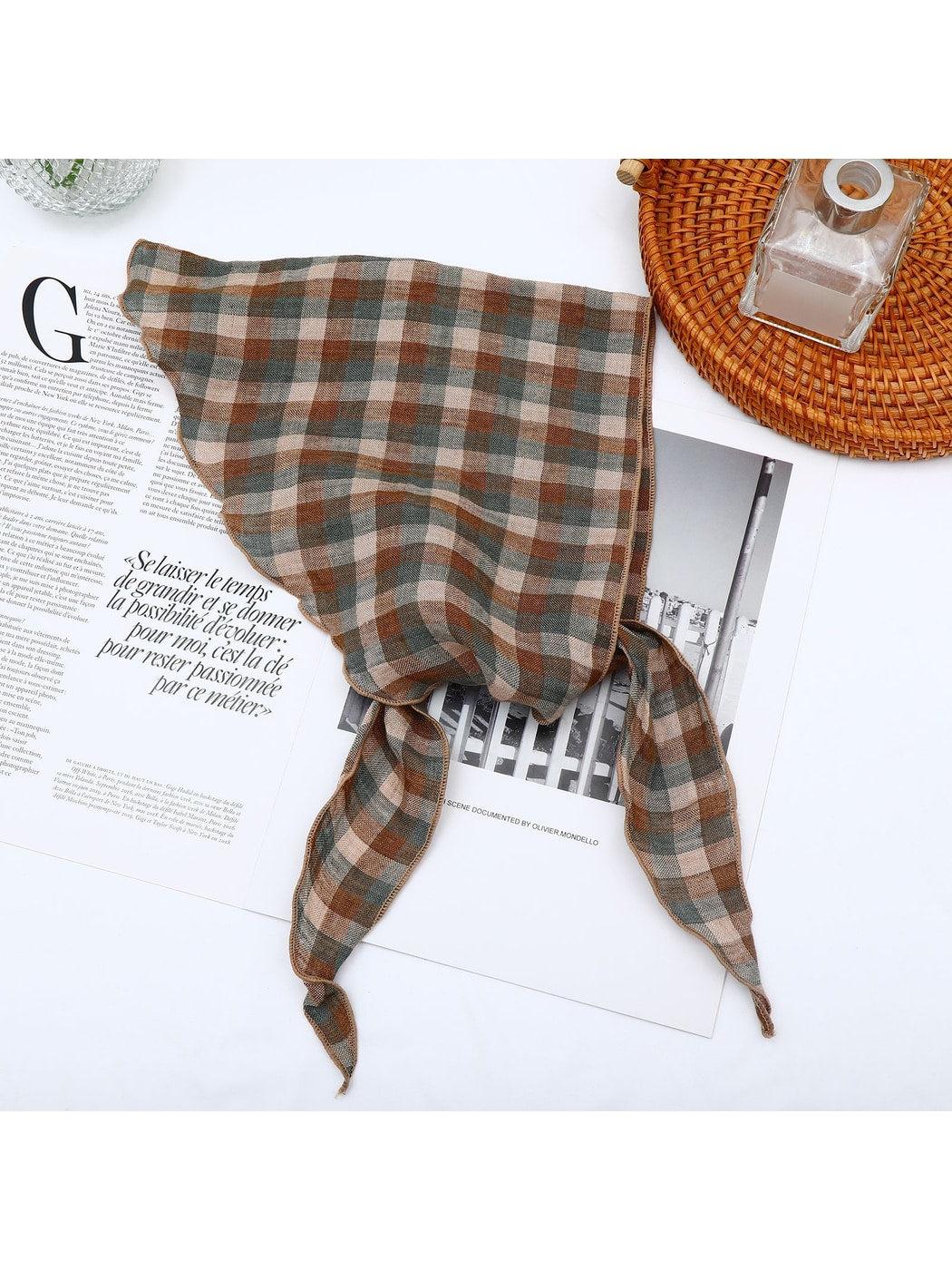 Scarvii - Retro Plaid Lightweight Triangle Bandana