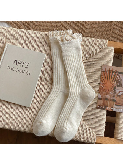 Rufia - Soft Ribbed Lace Edge Crew Socks product image 3