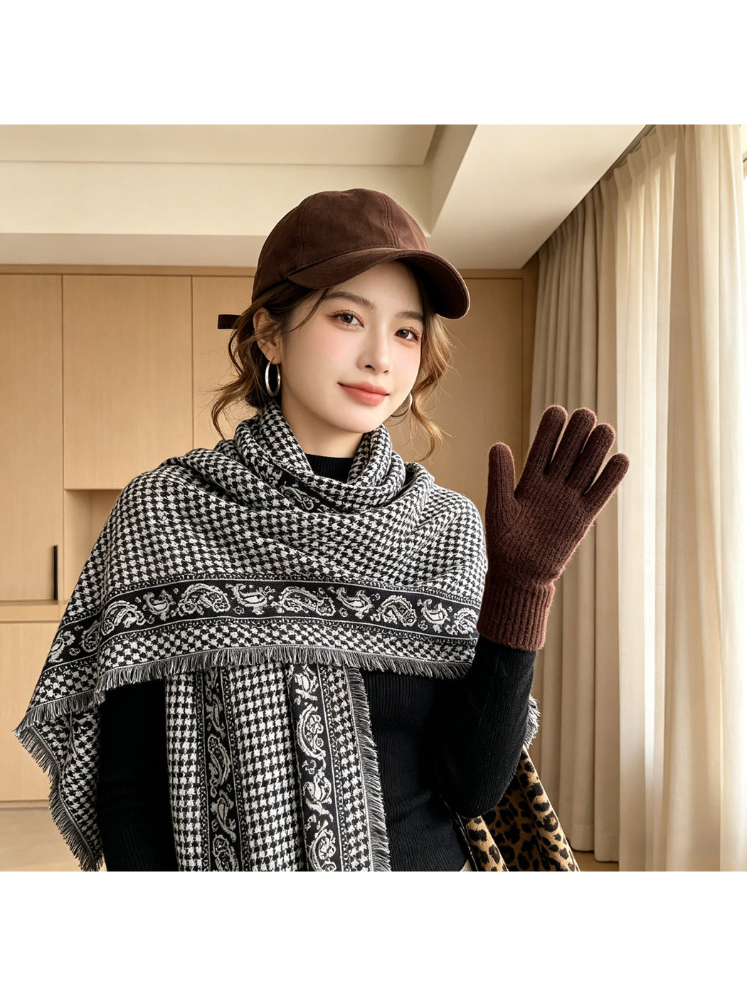 Scarvii - Houndstooth Paisley Triangle Scarf