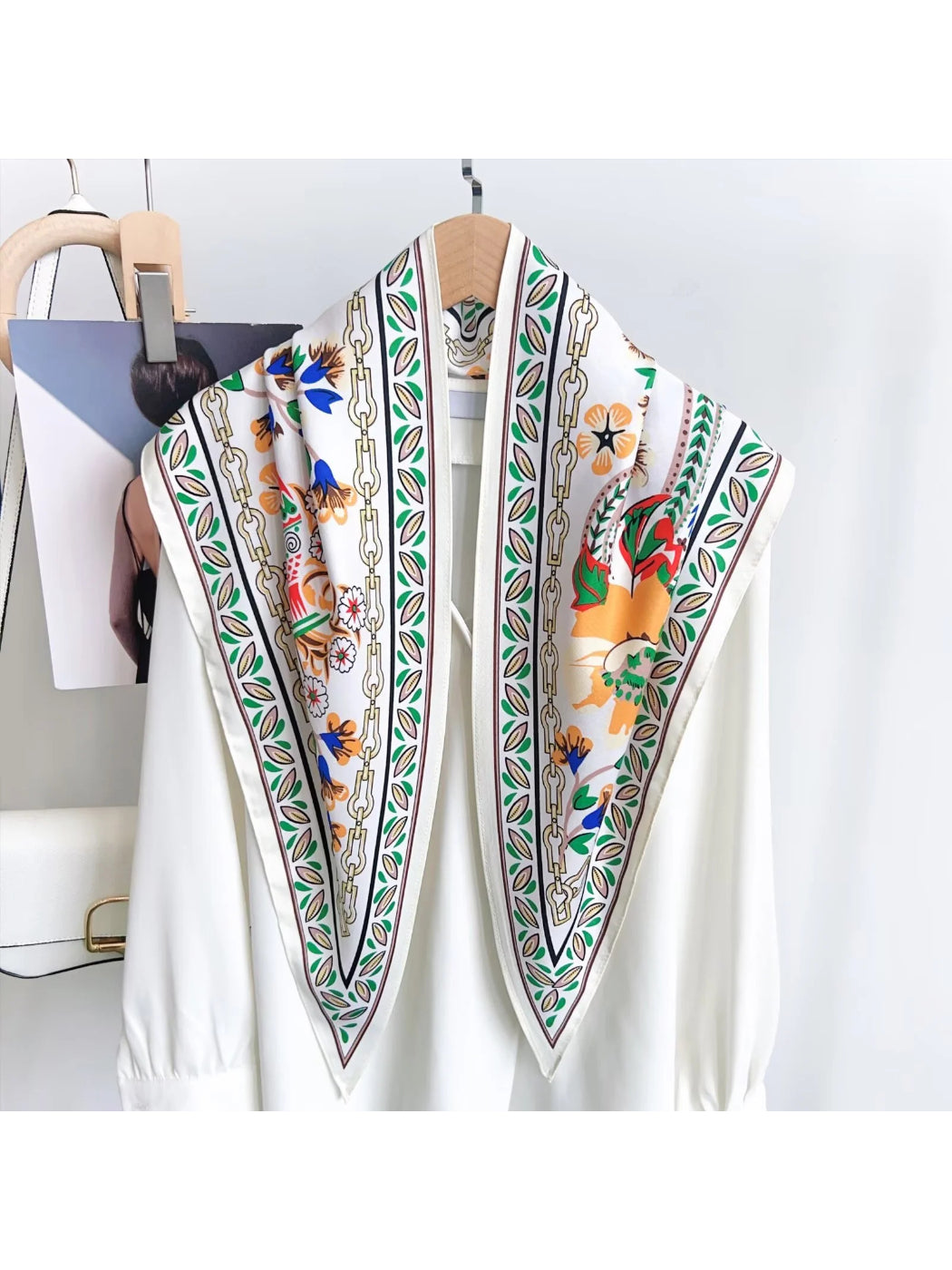 Scarvii Floral Chain Print Triangle Scarf