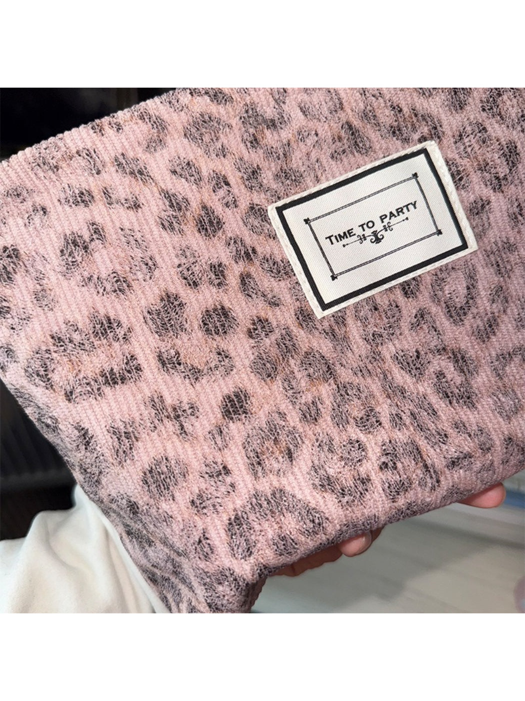 Cosbai - Soft Pink Leopard Print Everyday Cosmetic Pouch