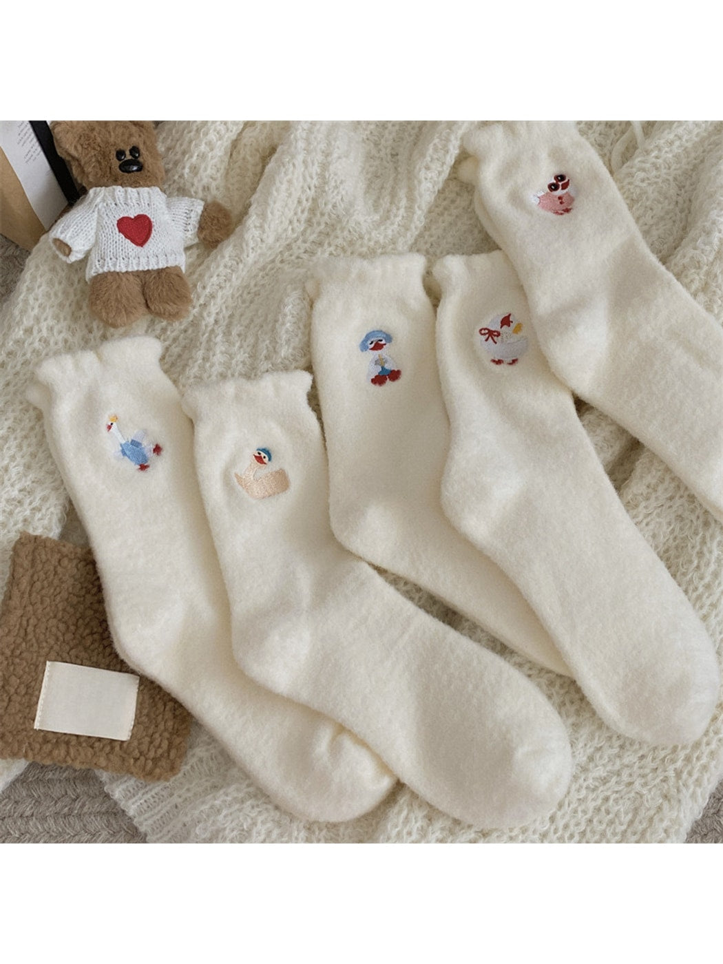 Rufia - Embroidered Goose Motif Casual Crew Socks