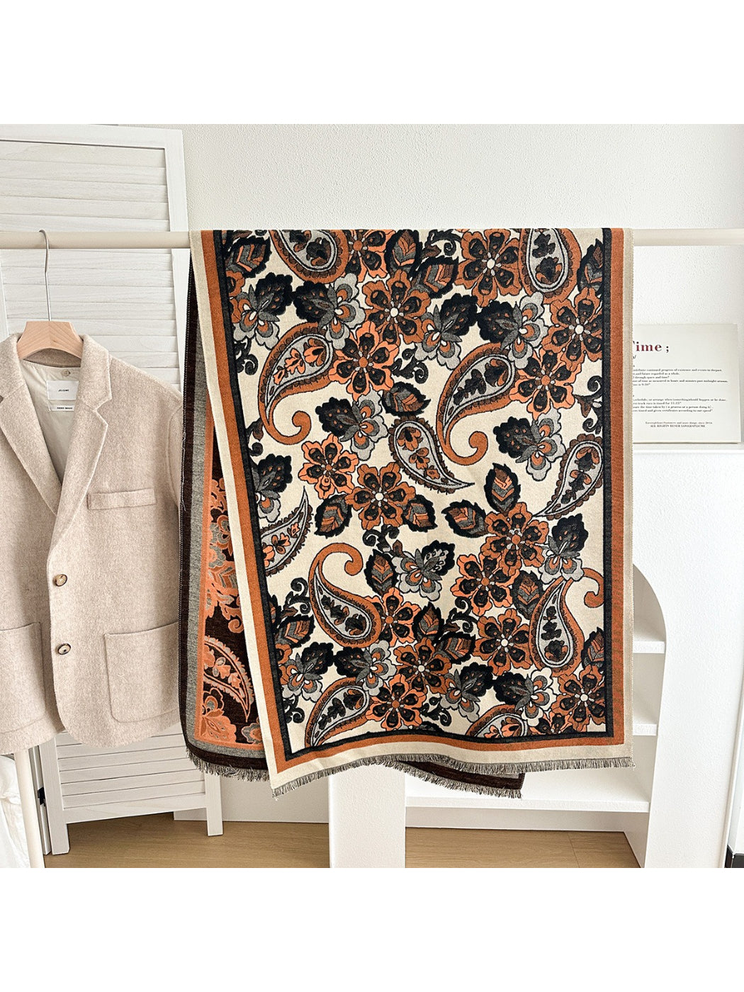 Scarvii - Floral Paisley Soft Weave Scarf