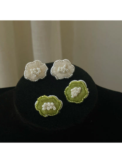 Earwish - Beaded Flower Stud Earrings