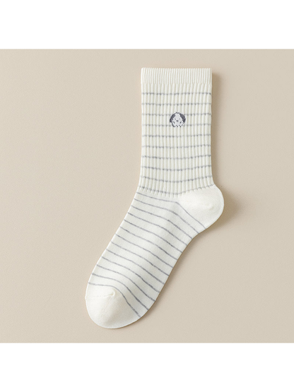 Striped Dog ivory crew sock with thin gray horizontal stripes