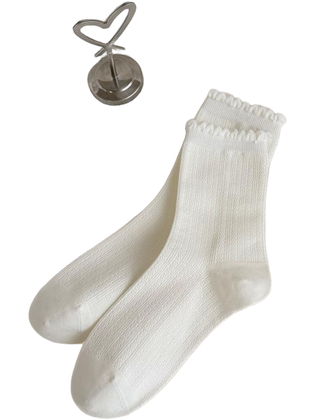 Ivory Ribbed socks with scalloped cuff edges.